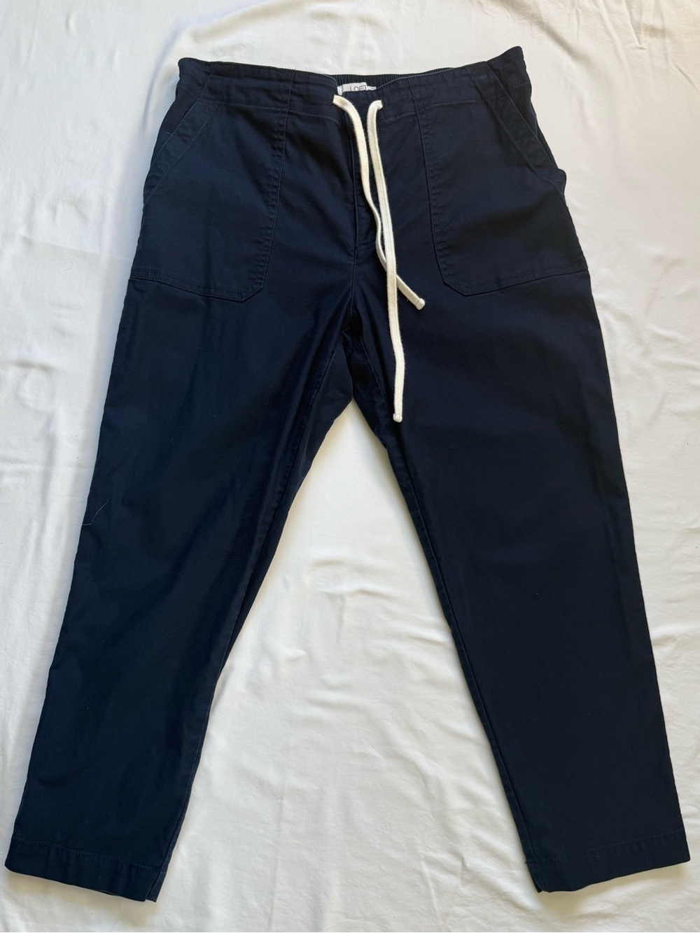 LOFT Navy Cropped Pants in Size 8